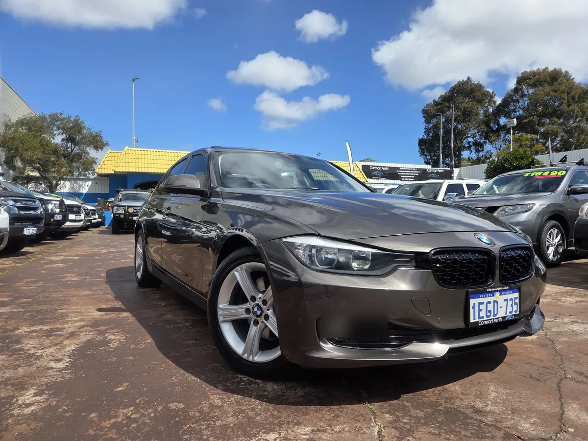 2013 BMW 320d — photo 1