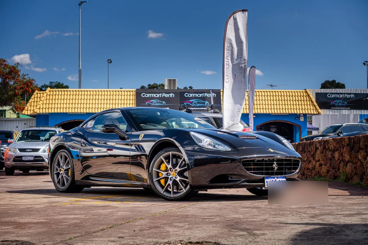 2012 FERRARI CALIFORNIA — photo 1