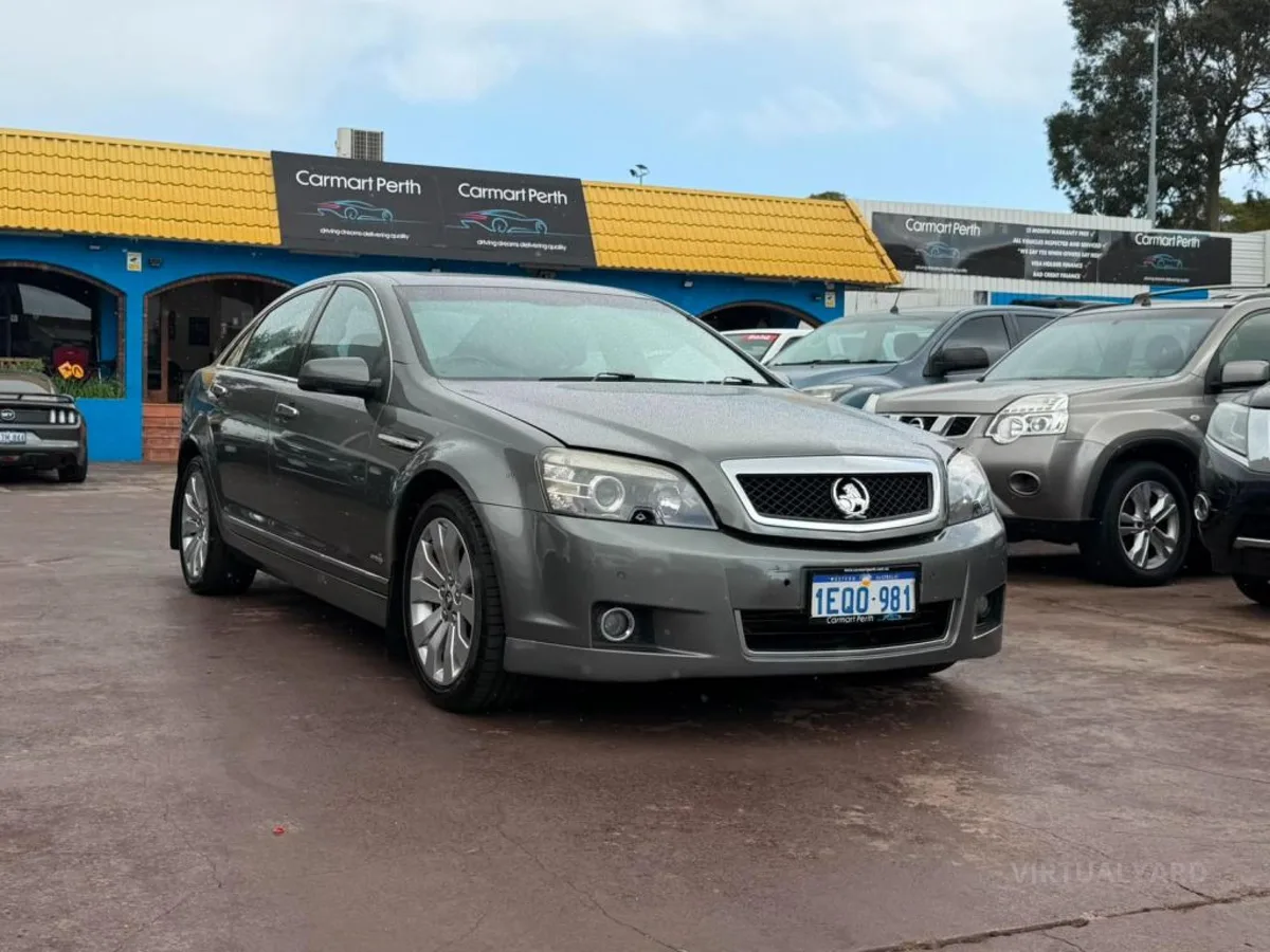 2010 Holden Caprice — photo 1